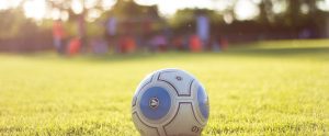 Sommertraining der Fußballer des SV 07 Raunheim auf dem Rasenplatz