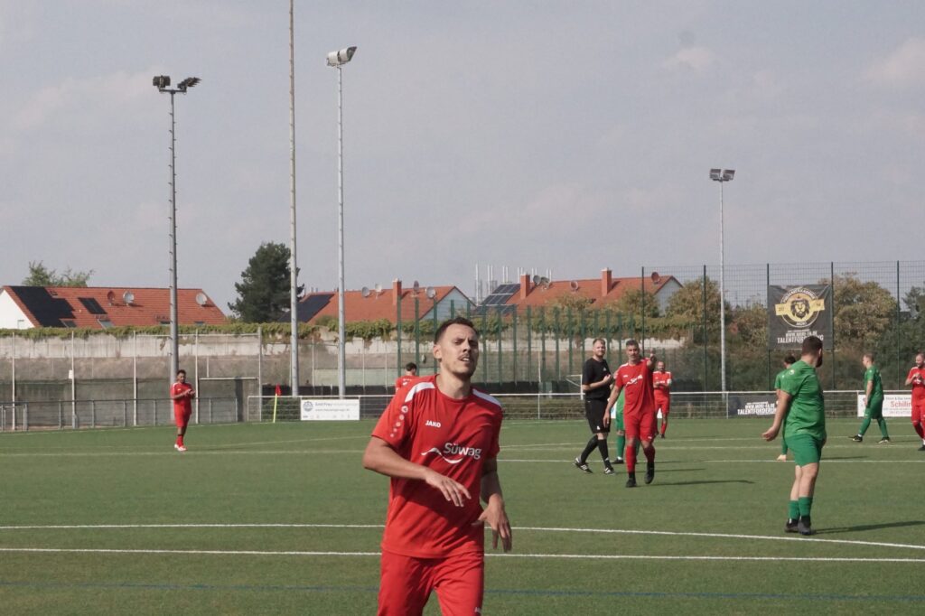 Spieler des SV 07 Raunheim beim Heimspiel im Sportpark, August 2026